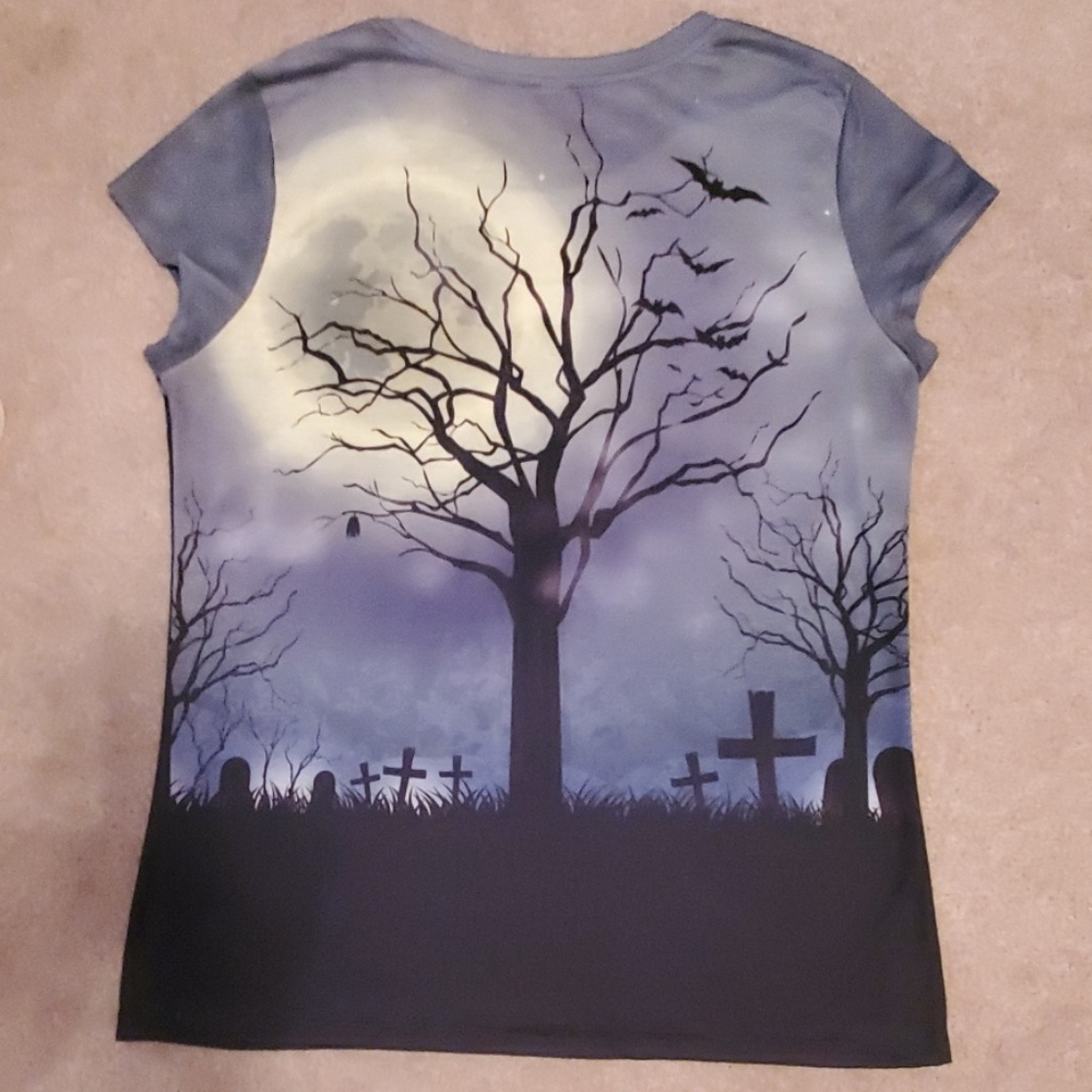 (No brand) Halloween skeleton/bride/bats/moon tee - Picture 3 of 8